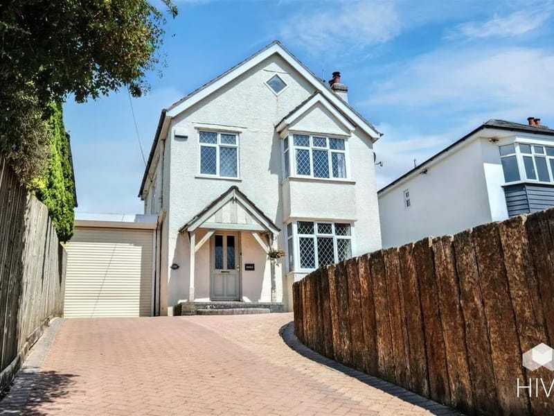Magna Road - In-Home Care in Bournemouth, England photo 2