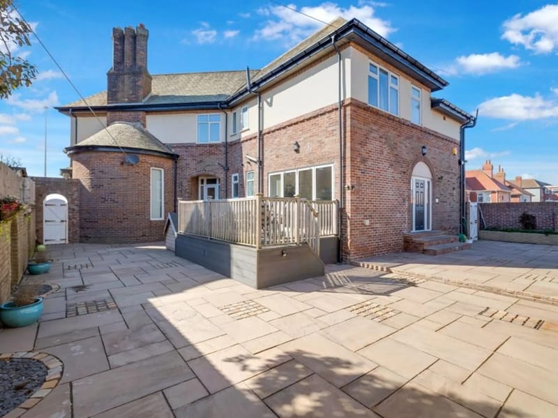 Adalena House - Assisted Living in Blackpool, England photo 2