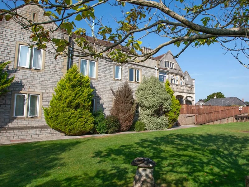 Milford Manor Care Home in Salisbury, England photo 2
