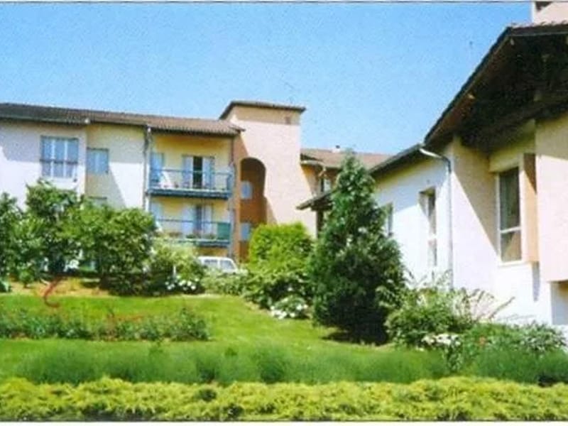 Residence L'Eau Vive - Maison de Retraite in MONTIVILLIERS, Normandie photo 1