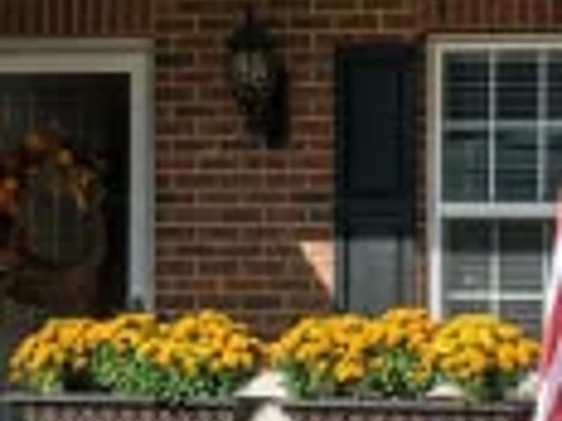 Adams Farm Living & Rehabilitation - Nursing Home in Jamestown, NC photo 2