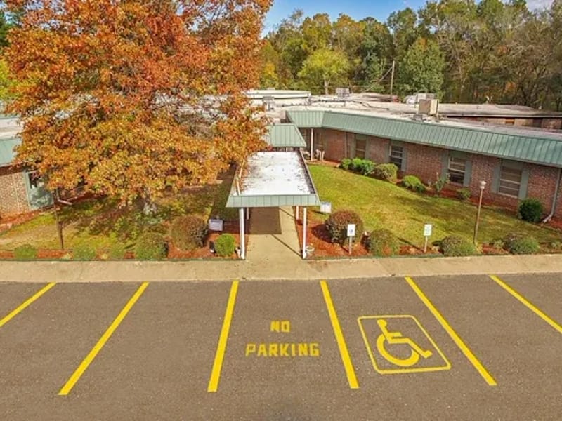 The Springs of Red Oak - Nursing Home in Hot Springs, AR photo 3