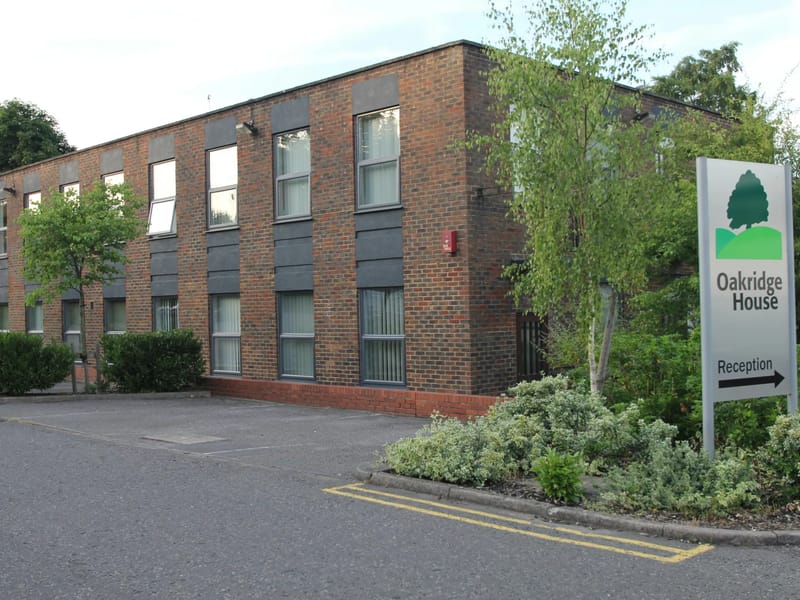 Oakridge House - Nursing Home in High Wycombe, England photo 3