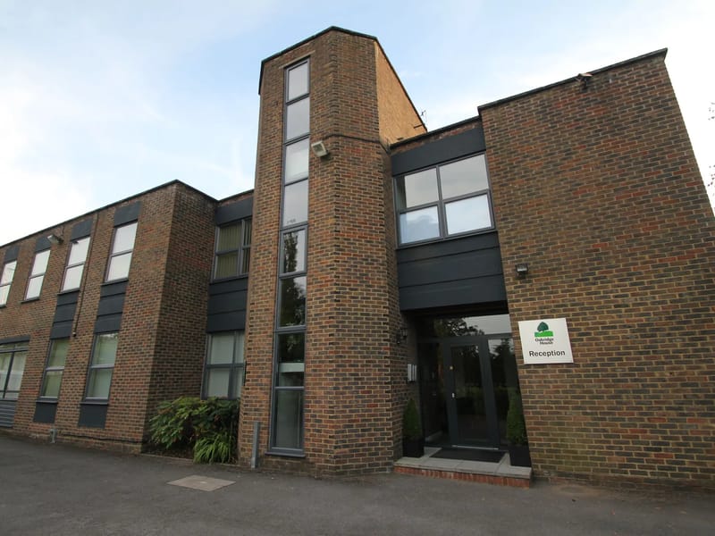 Oakridge House - Nursing Home in High Wycombe, England photo 2