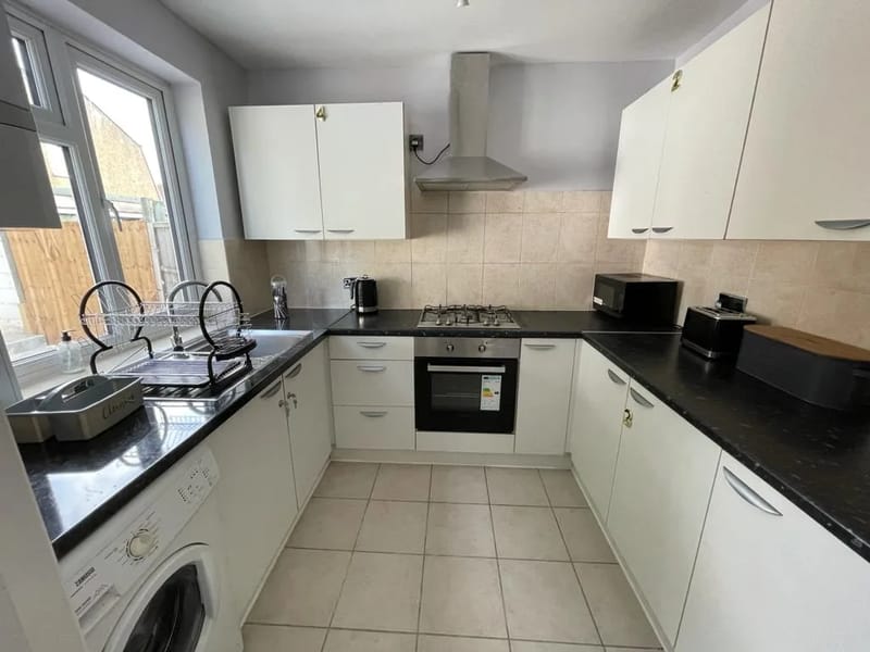 Loyalty Healthcare Limited - In-Home Care in Hayes, England photo 2