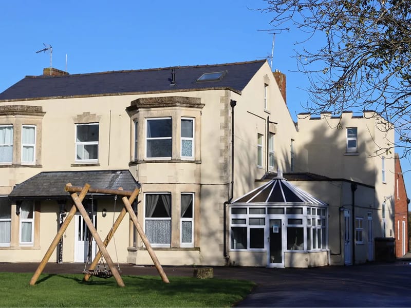 Fern Court in Gloucester, England photo 2