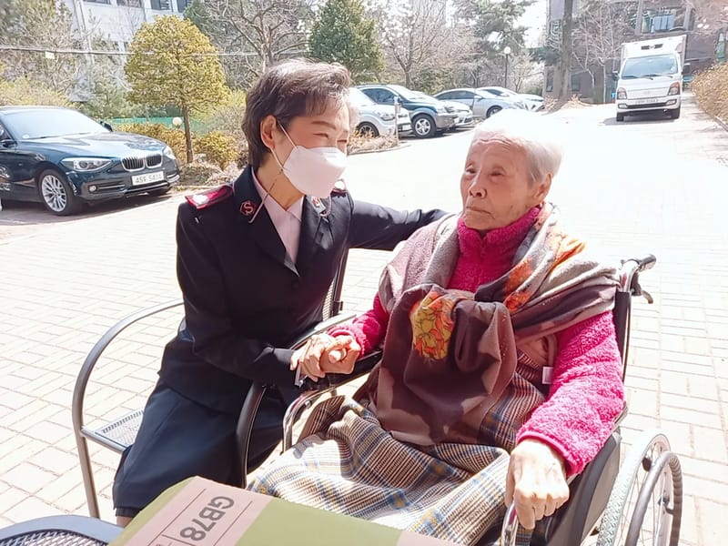 구즉방문요양센터 - 요양원 in 유성구, 대전광역시 photo 3