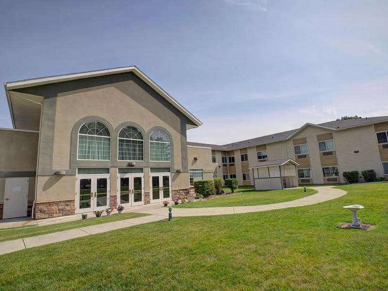 Colonial Vista Post-Acute & Rehab Center - Nursing Home in Wenatchee, WA photo 2