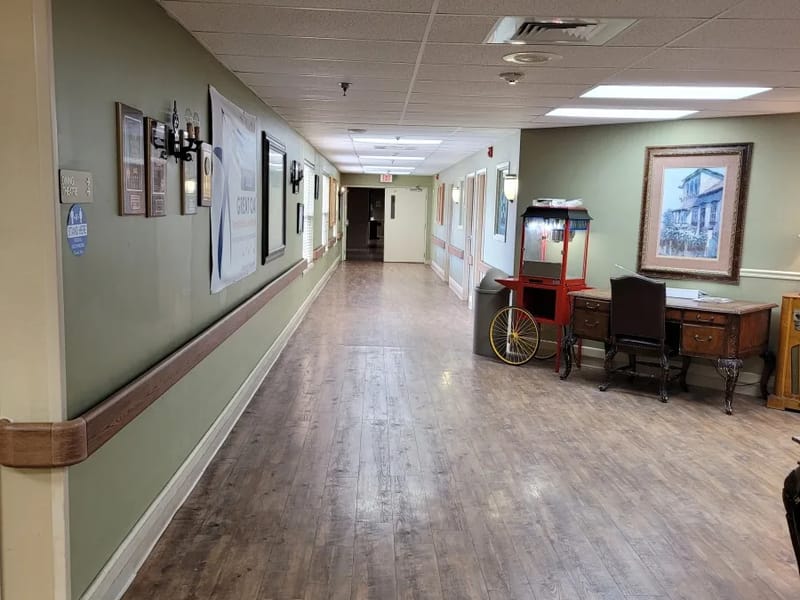 Great Oaks Rehabilitation and Healthcare Center - Nursing Home in Byhalia, MS photo 3