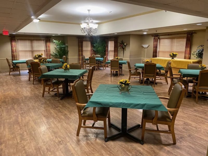 Great Oaks Rehabilitation and Healthcare Center - Nursing Home in Byhalia, MS photo 2