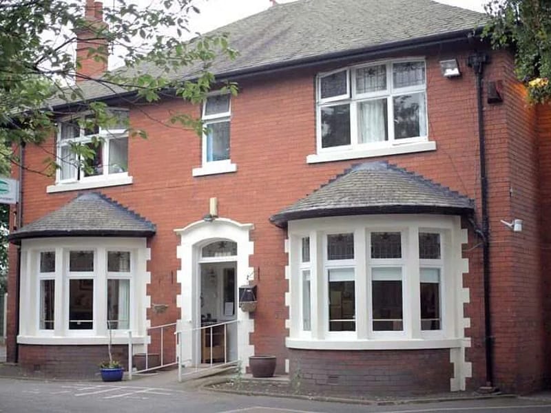 Ashby Lodge Residential Home - Nursing Home in Wakefield, England photo 2