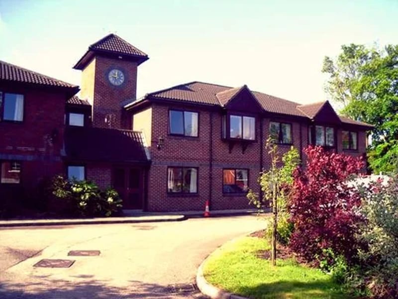 Longton Nursing Home - Nursing Home in Preston, England photo 2