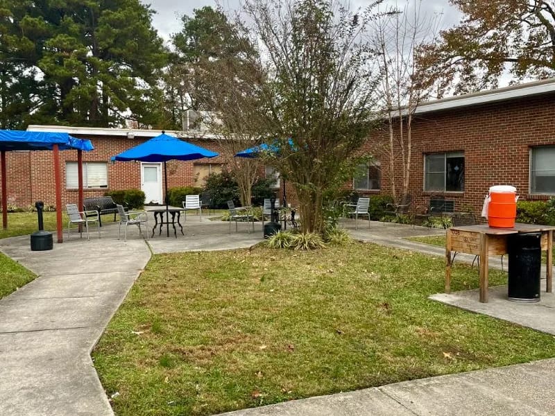 Thalia Gardens Rehabilitation and Nursing - Nursing Home in Virginia Beach, VA photo 3