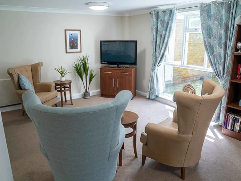 Rowanweald Residential and Nursing Home in Harrow, England photo 3