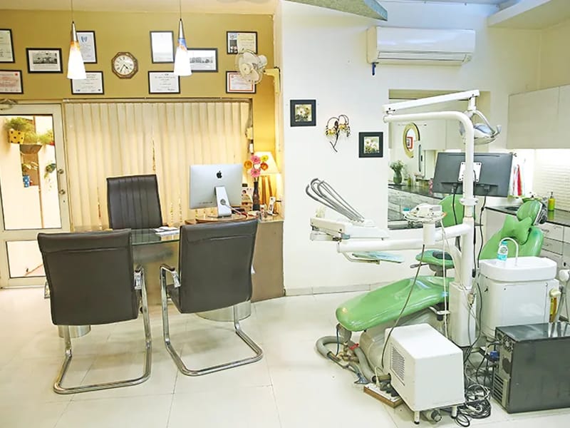 Takkar Dental Clinic - वृद्धाश्रम in Panchkula, Haryana photo 2