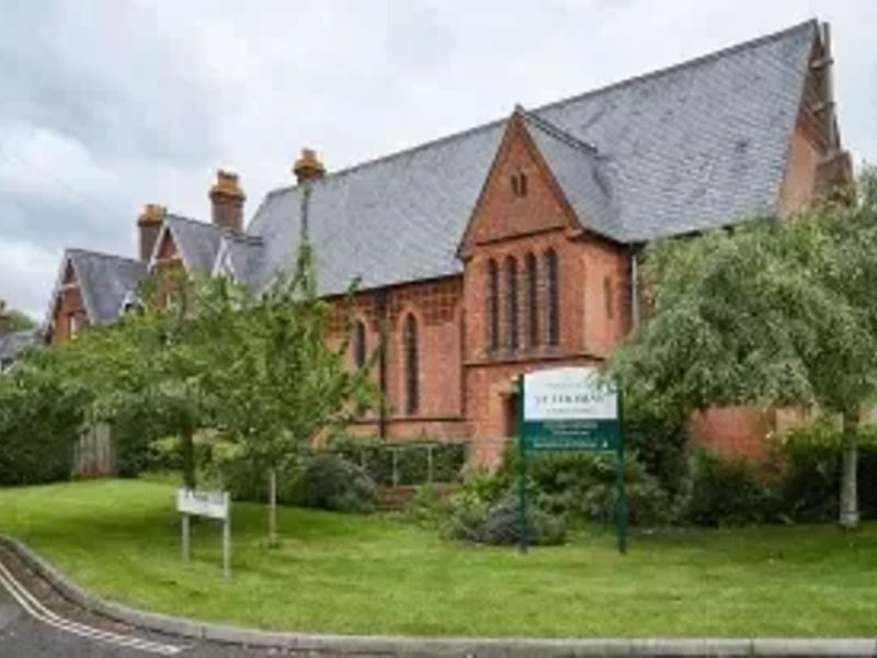 Basingfield Court Residential Care Home - Nursing Home in Basingstoke, England photo 3