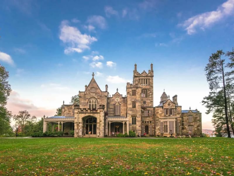 Lyndhurst House in Ashford, England photo 5