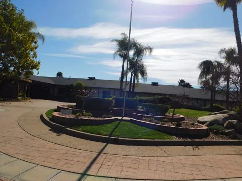 Mariposa Manor — Assisted Living, Escondido, CA · photo 3