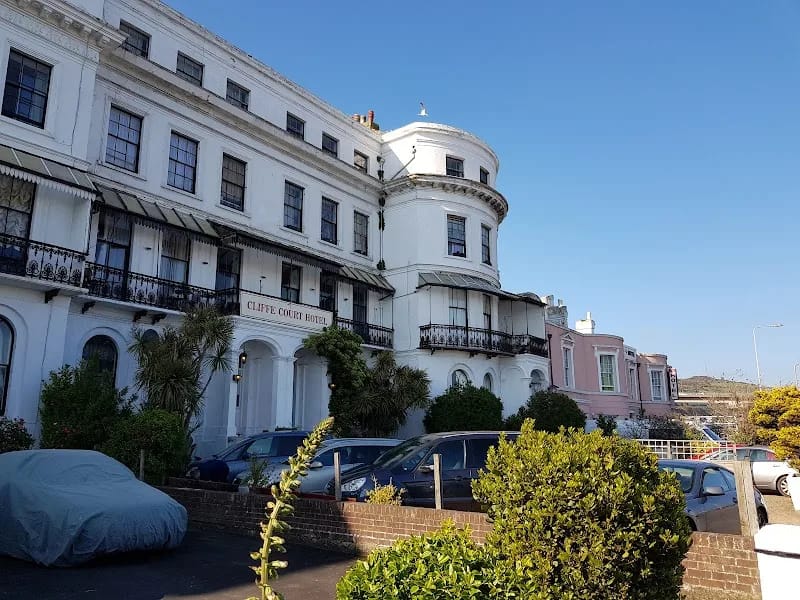 Dover - Nursing Home in Dover, England photo 1