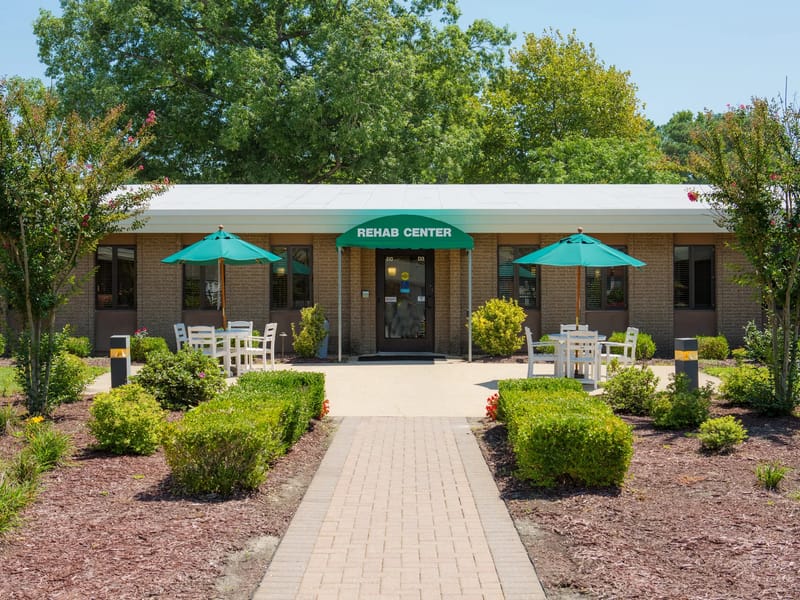 Riverside Lifelong H & R Warwick Forest - Nursing Home in Newport News, VA photo 2