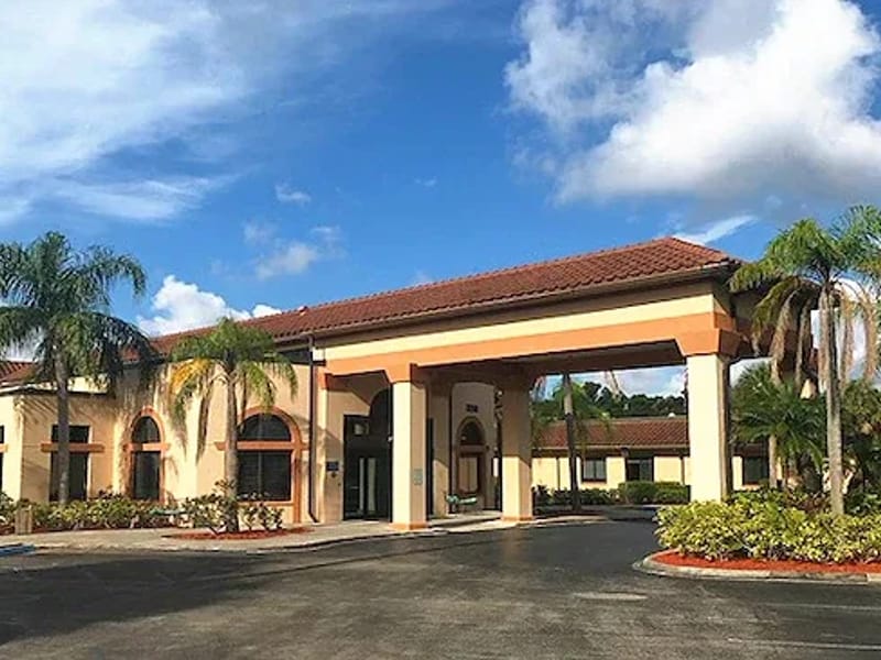Eagleridge Health and Rehabilitation Center - Nursing Home in Fort Myers, FL photo 1