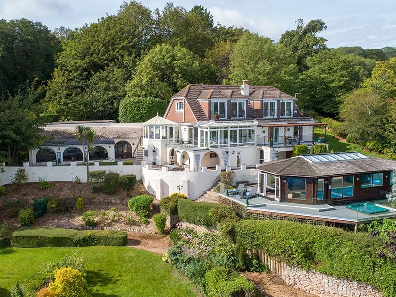 Cliff Lodge - Assisted Living in Blackpool, England photo 2