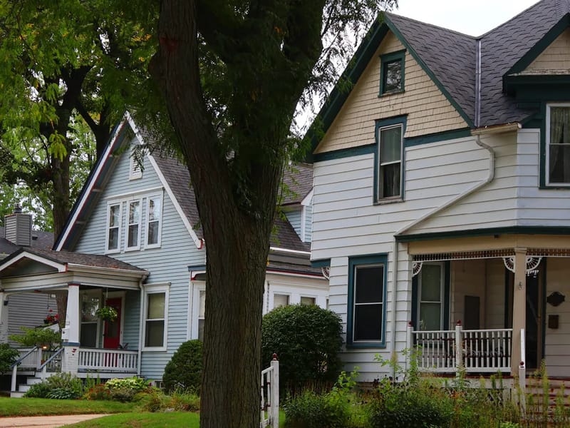 118Th Street House - Assisted Living in West Allis, WI photo 2