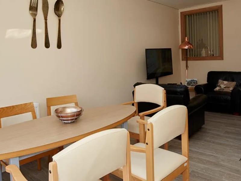 Corner House Residential Care Home - Nursing Home in Mansfield, England photo 2