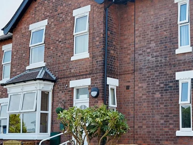 Corner House Residential Care Home - Nursing Home in Mansfield, England photo 1