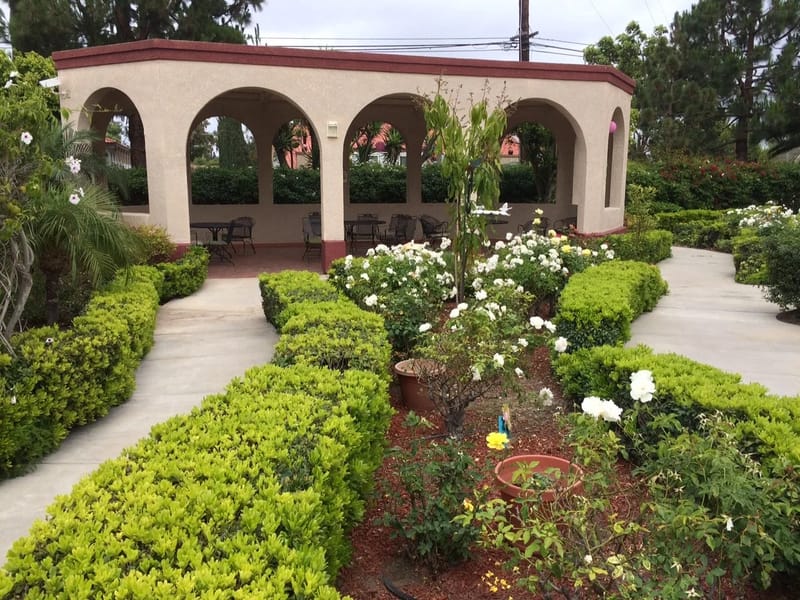 Crescent Landing At Santa Ana Memory Care — Assisted Living, Santa Ana, CA · photo 2