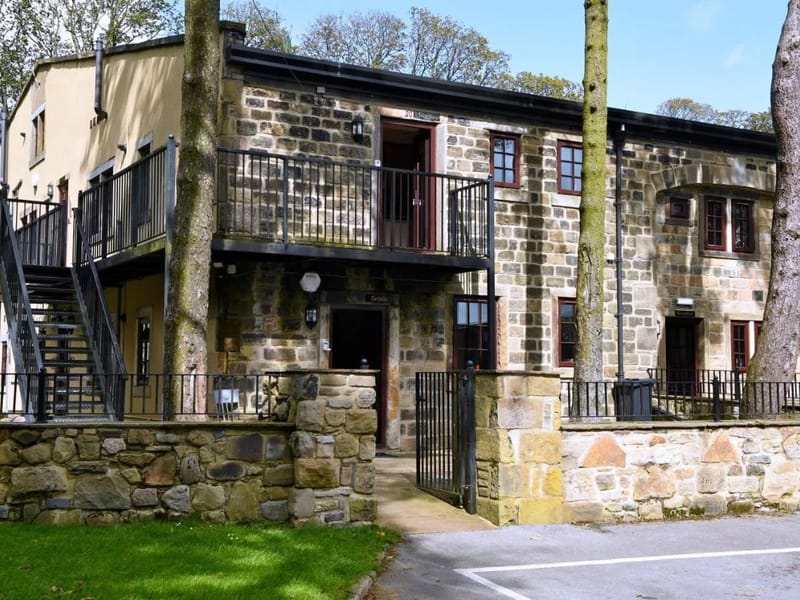 Moorfields Lodge - Nursing Home in Keighley, England photo 1