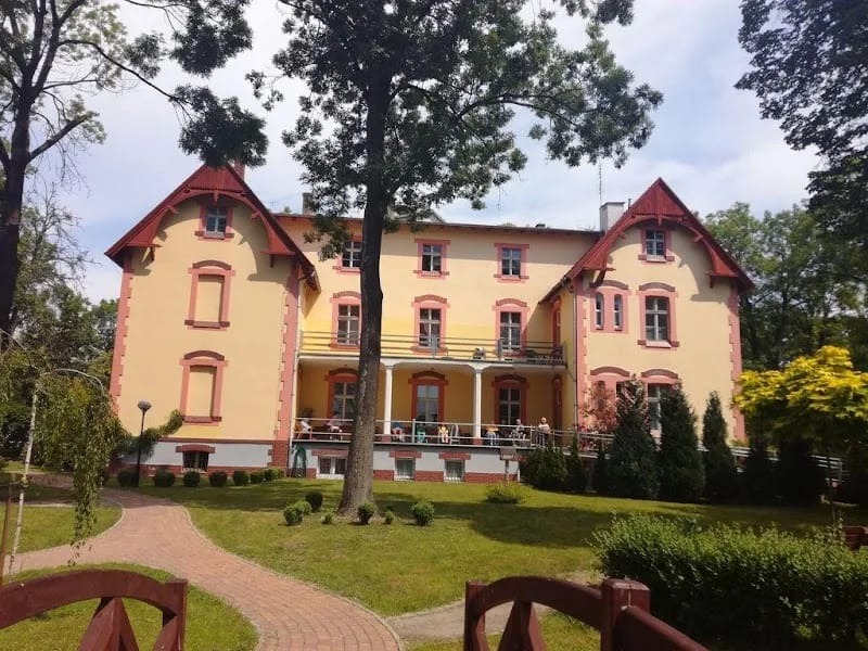 SŁONECZNIKI Ośrodek Opiekuńczo-Rehabilitacyjny - Pielęgniarstwo domowe in Oborniki Śląskie, Oborniki Śląskie photo 2