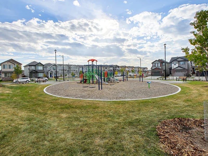 Leecaring Communities - Holsome Place in Edmonton, AB photo 3