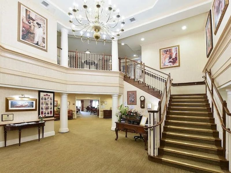 Eastbourne Gardens Care Home - Nursing Home in Eastbourne, England photo 2