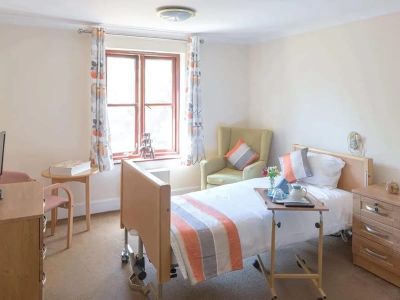 Norfolk House Care Home - Assisted Living in Wigan, England photo 3