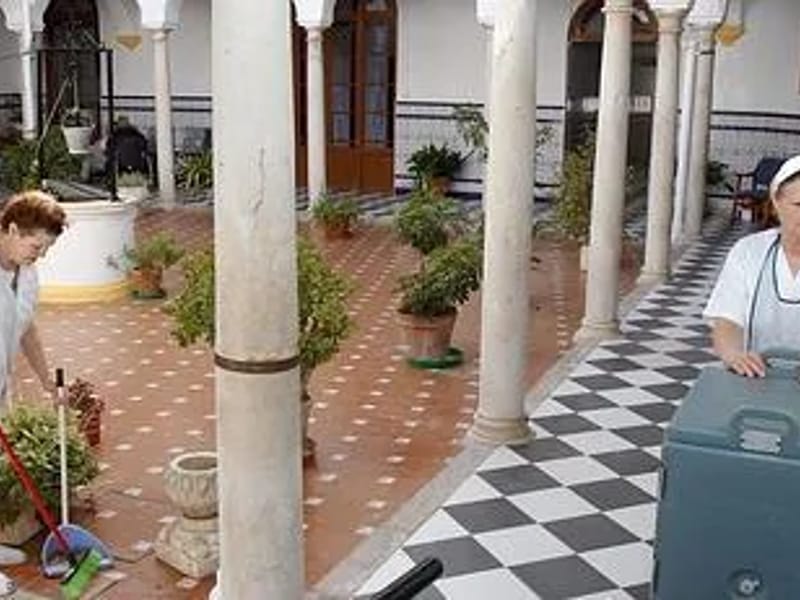 Hogar Ntra. Sra. De Los Ángeles - Hogar de Ancianos in Málaga, Andalucía photo 1