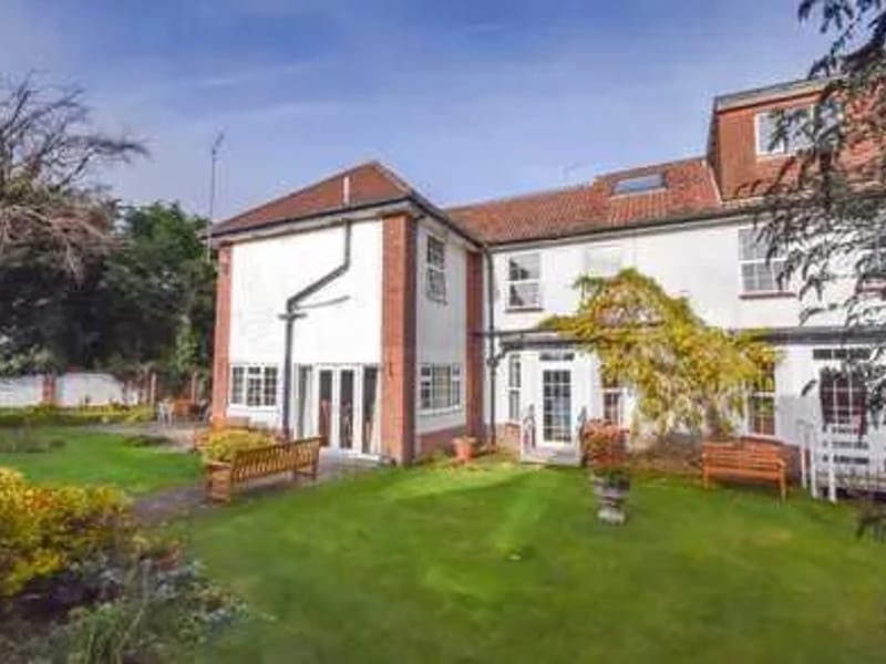 Moorland House - Assisted Living in New Milton, England photo 3