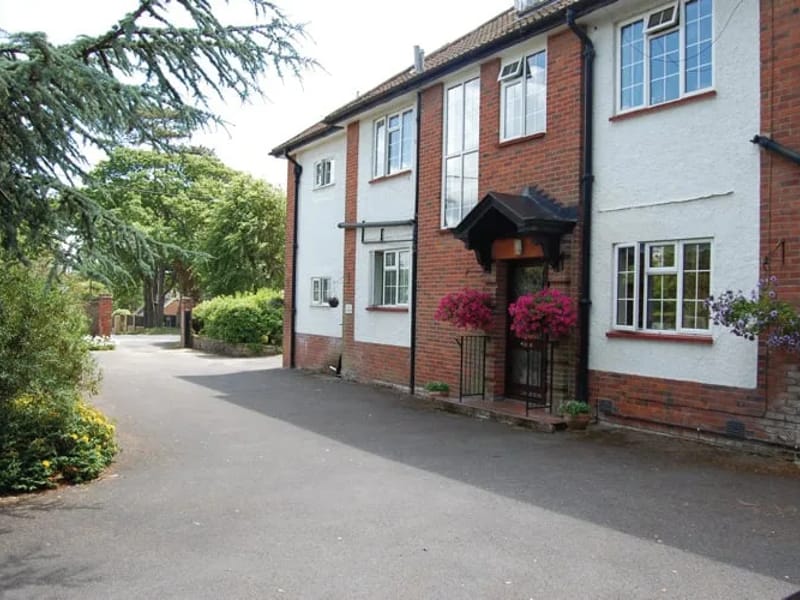 Moorland House - Assisted Living in New Milton, England photo 4