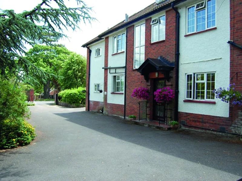 Moorland House - Assisted Living in New Milton, England photo 2
