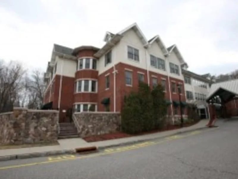 Alaris Health at West Orange - Nursing Home in West Orange, NJ photo 1