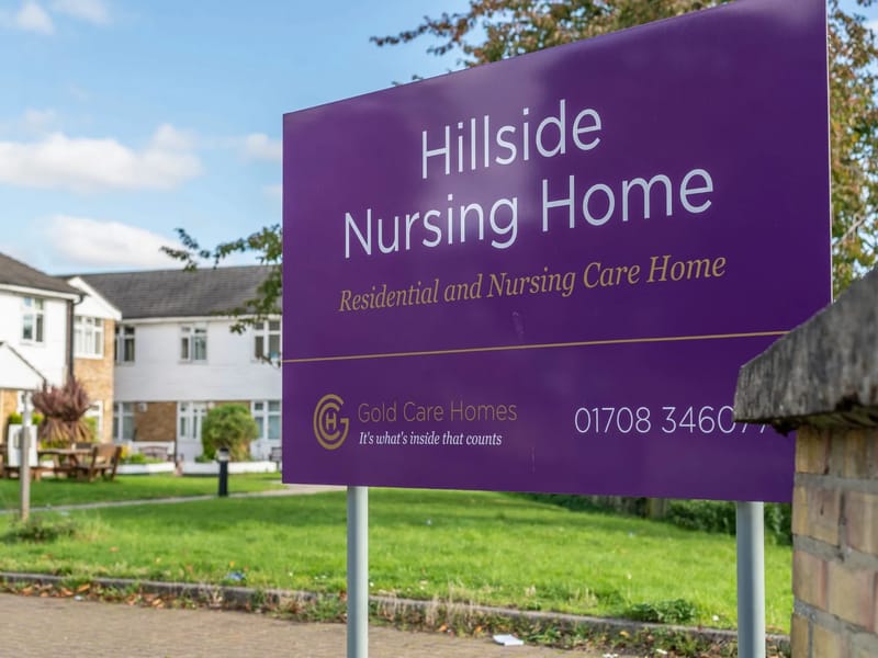 Hillside Nursing Home - Nursing Home in Romford, England photo 3