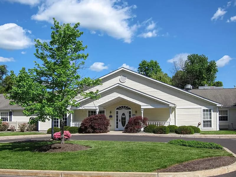 Arden Courts (yardley) - Assisted Living in Yardley, PA photo 1