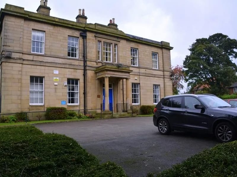 Gledhow - Nursing Home in Leeds, England photo 3