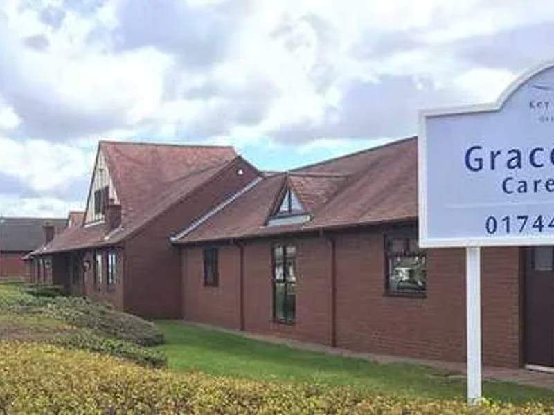 Grace Court Care Centre - Nursing Home in St. Helens, England photo 2