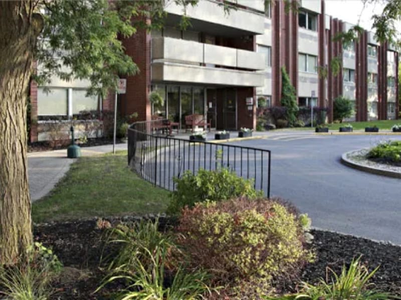 Cooksville Care Centre - Nursing Home in Mississauga, ON photo 1