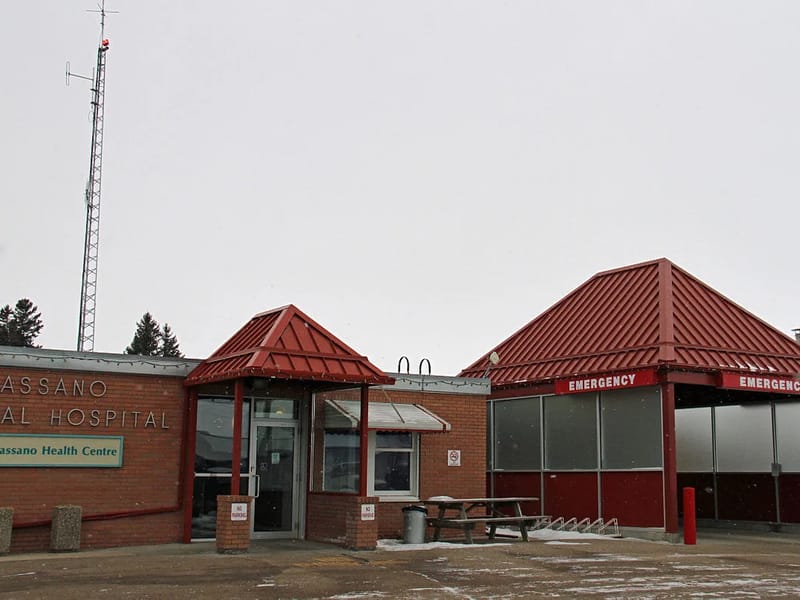 BASSANO HEALTH CENTRE - Hospital in Bassano, AB photo 2