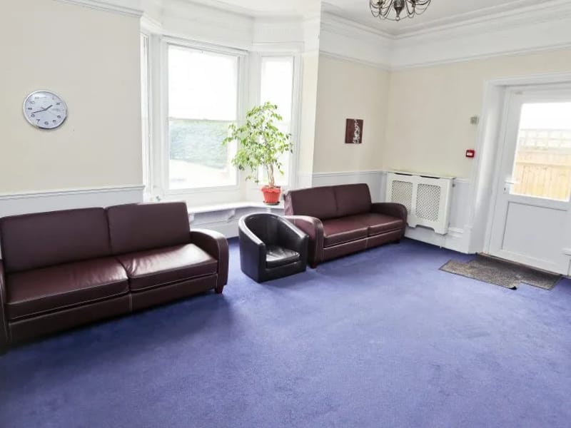 76 Canute Road - Assisted Living in Hastings, England photo 2