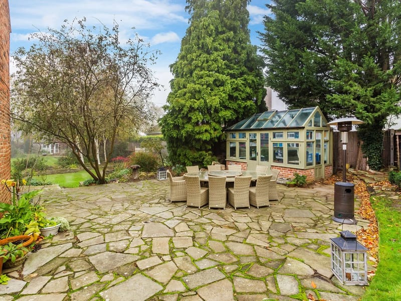 Maple Cottage - In-Home Care in Woking, England photo 2