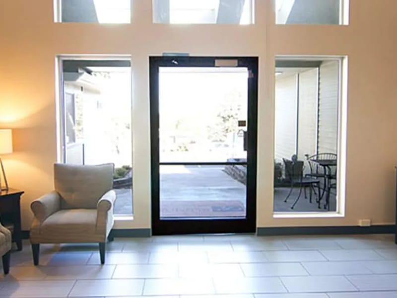 Regency Redmond Rehabilitation and Nursing Center - Nursing Home in Redmond, OR photo 3