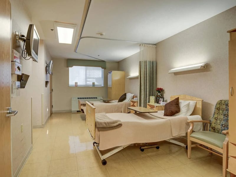 Optalis Health & Rehabilitation at Leonard - Nursing Home in Grand Rapids, MI photo 3